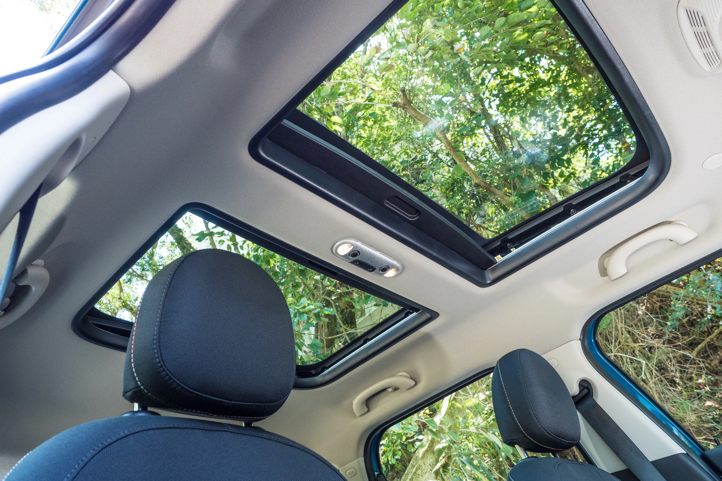 Panoramic Sunroofs