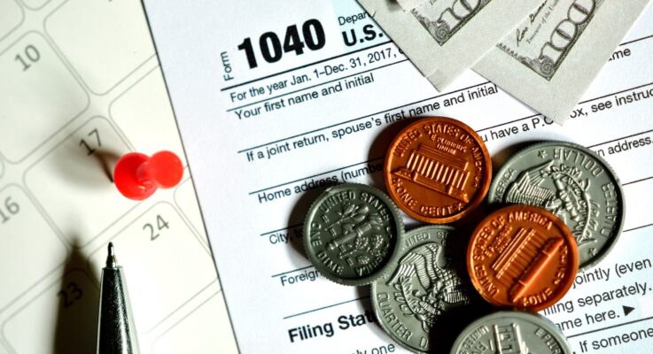 Can These 8 Tax Planning Tips Make Filing Your Taxes Easier?