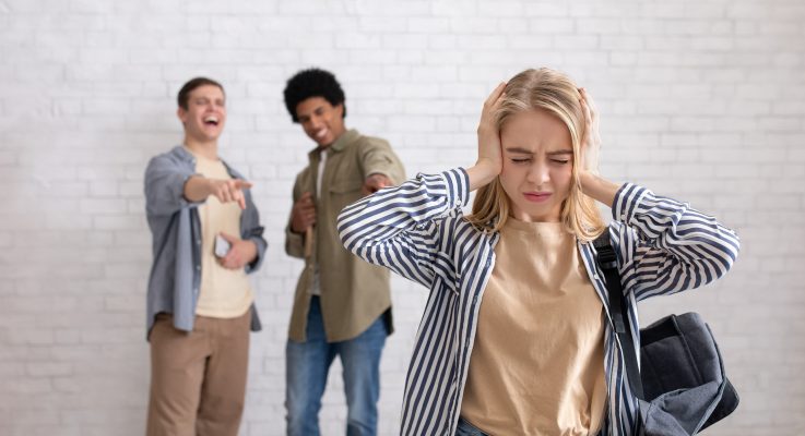 7 Uncharacteristic Behaviors of Adult Bullies