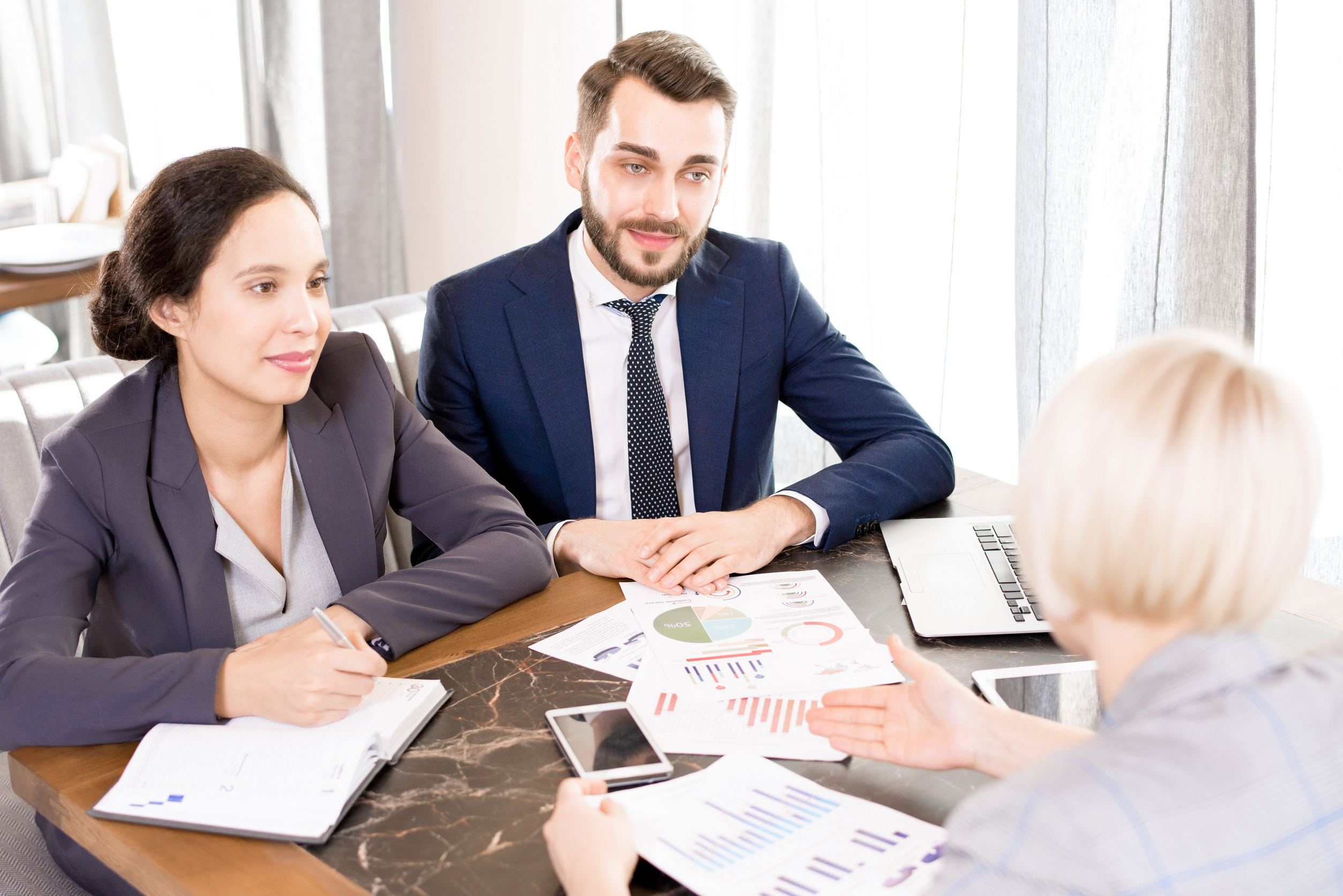 Financial advisor with clients