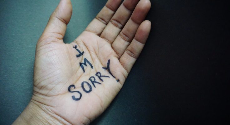 “I’m Sorry” and 8 Other Lies Men Tell to Keep Stringing You Along